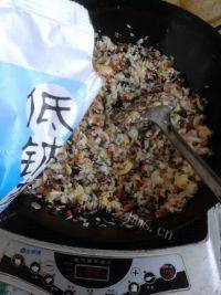 自己做的香菇菜包做法图解9)