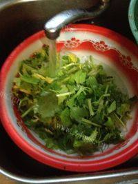 鲜香的芹菜肉丝做法图解3)