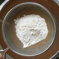 美味的抹茶蛋糕做法图解1)