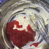 独特的草莓芝士蛋糕的做法图解七