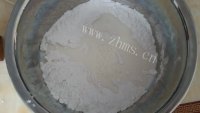 美味芝麻红豆饼做法图解1)