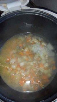 自制羊肉抓饭做法图解7)