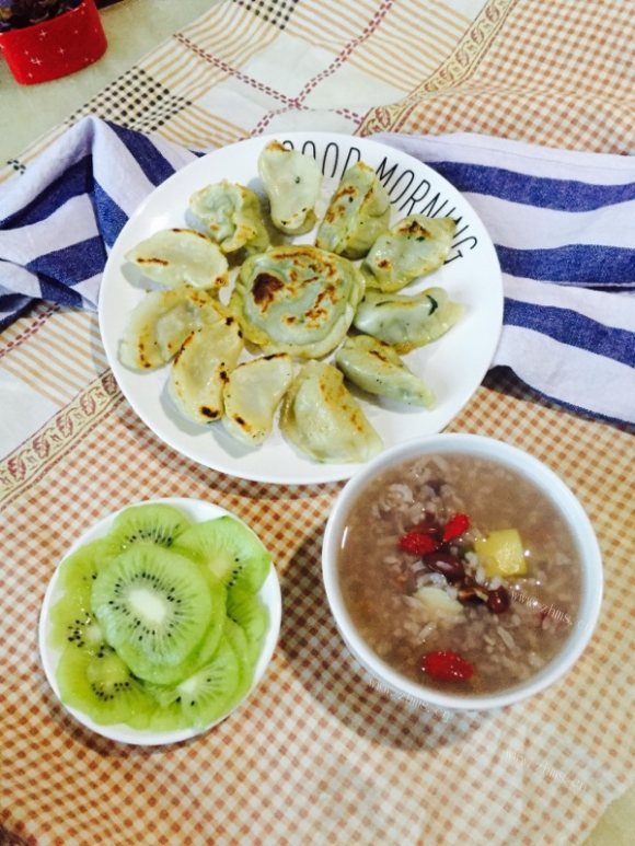好吃的韭菜鸡蛋饺子