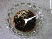 美味的老干妈拌凉粉做法图解6)