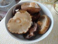 香菇汤做法图解1)