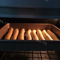 美味的蛋黄排包做法图解10)