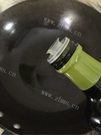 爆炒明虾做法图解2)