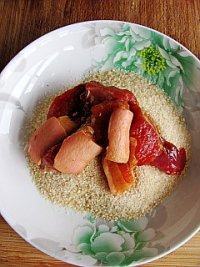 自制米粉蒸肉做法图解8)
