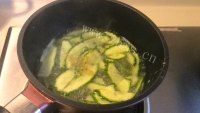 黄瓜蛋花汤做法图解8)