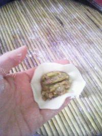 回味无穷的白菜水饺做法图解8)