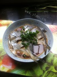 香飘十里的红烧鲳鱼做法图解3)