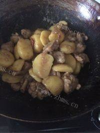 家常菜土豆烧鸡腿