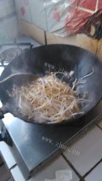 家常菜醋溜豆芽做法图解5)