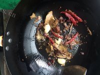 美味的卤鸡爪做法图解3)
