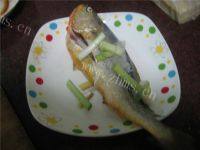 色味俱佳的清蒸黄鱼做法图解4)