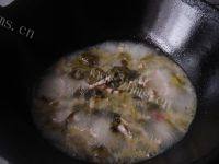 下饭的酸菜肉丝面做法图解6)