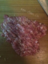 色香味俱全的肉末茄子做法图解2)