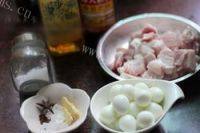 简易版鹌鹑蛋红烧肉做法图解1)