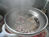 家常菜肉末炖豆腐做法图解4)