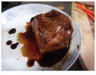 「DIY美食」梅菜扣肉做法图解4)
