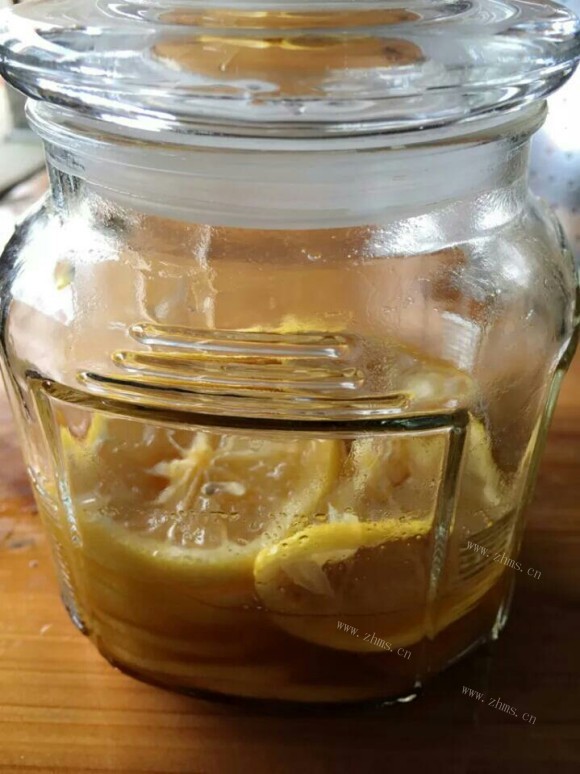 简易柠檬蜂蜜水