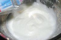 自制可可戚风做法图解10)