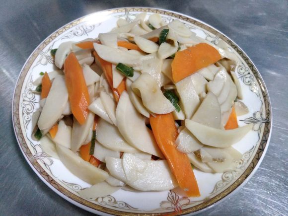 开胃的炒杏鲍菇