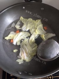 可口的虾饺做法图解3)