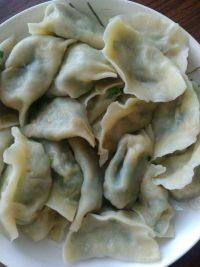 自己做的鸡蛋韭菜饺子