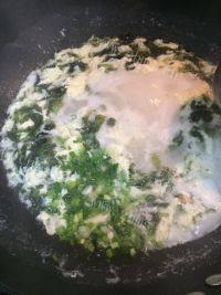 美味的紫菜蛋花汤做法图解5)