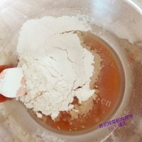 自制苏式榨菜鲜肉月饼做法图解2)