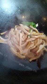 让人怀念的黄豆芽烩牛肚做法图解4)