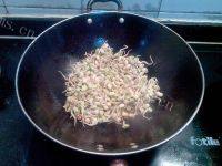 家常菜黄豆芽炒肉片做法图解6)