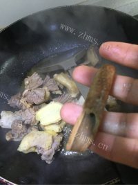清脆爽口的红烧鸭肉做法图解8)