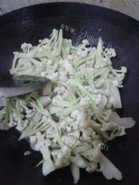 #好味道#花菜炒肉片做法图解9)