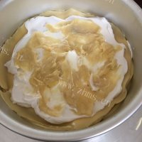 香飘十里的榴莲千层蛋糕做法图解17)