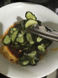 凉拌黄瓜干片做法图解6)