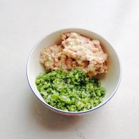 美味的柳叶煎饺做法图解5)