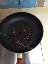 简单的糖炒栗子做法图解1)