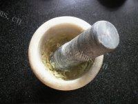 家常红油手撕茄子做法图解6)