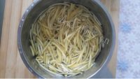 美味营养的蜂蜜柚子茶做法图解4)