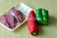简单版彩椒牛肉做法图解1)