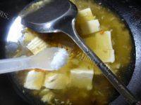 虫草菇榨菜豆腐汤的做法图解六