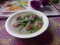 家常菜白菜肉丸汤