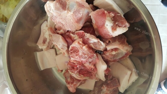 香气浓郁的番茄排骨汤