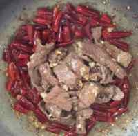 美味的香辣牛肉做法图解11)