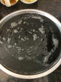 诱人的烧仙草做法图解3)