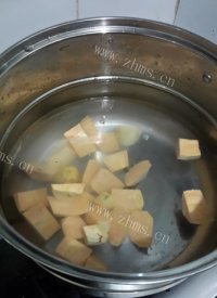 美味的小米地瓜粥做法图解2)