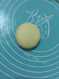 自制酥皮五仁月饼做法图解15)