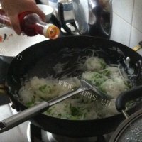 美味萝卜丝发面饼做法图解4)